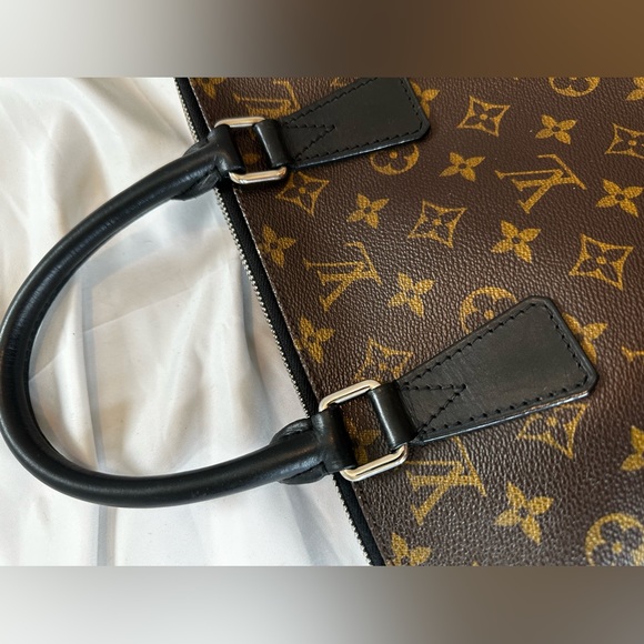 Louis Vuitton men business bag - Picture 8 of 9